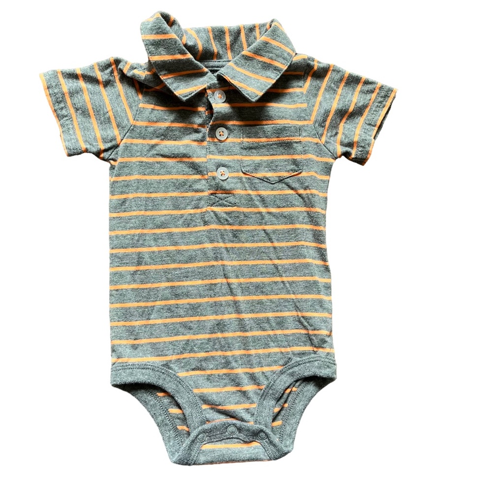Set of 7 Short-Sleeved Baby Onesies, Carter's, Little Me and more, Size 6 Months - Picture 14 of 15